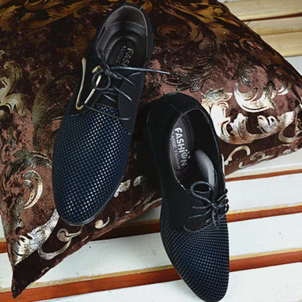 Мъжки елегантни обувки от плат с метални елементи