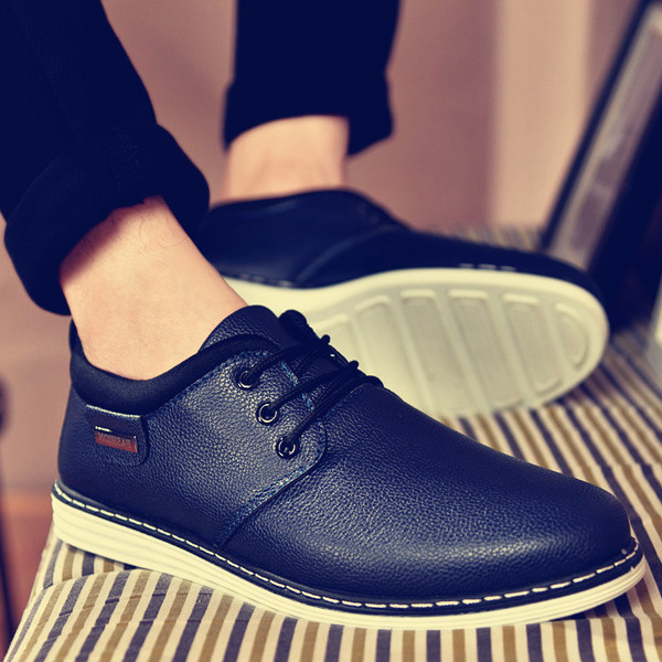 Pantofi controversați-eleganți de vară în trei culori