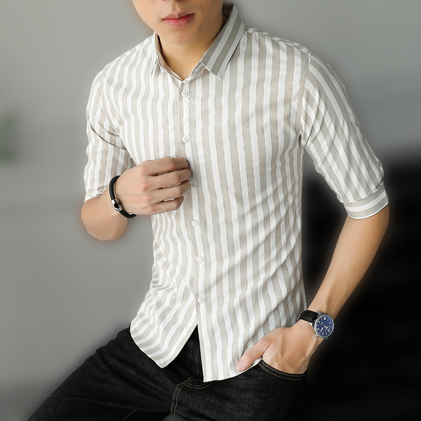 Cămașă bărbătească stilată cu mâneci 3/4 în dungi în mai multe culori
