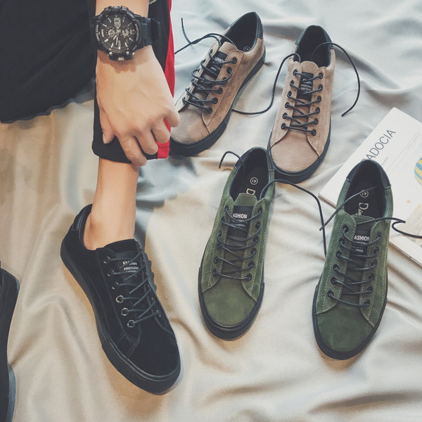 Adidasi eleganti pentru barbati cu talpa plata, potriviti pentru utilizarea de zi cu zi in trei culori