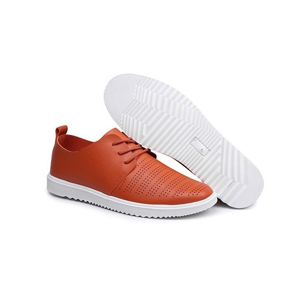 Pantofi barbatesti in doua modele in mai multe culori potriviti pentru utilizarea de zi cu zi