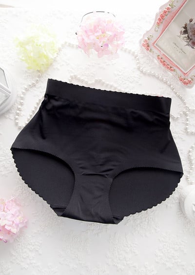 Дамско бельо с оформящи подплънки