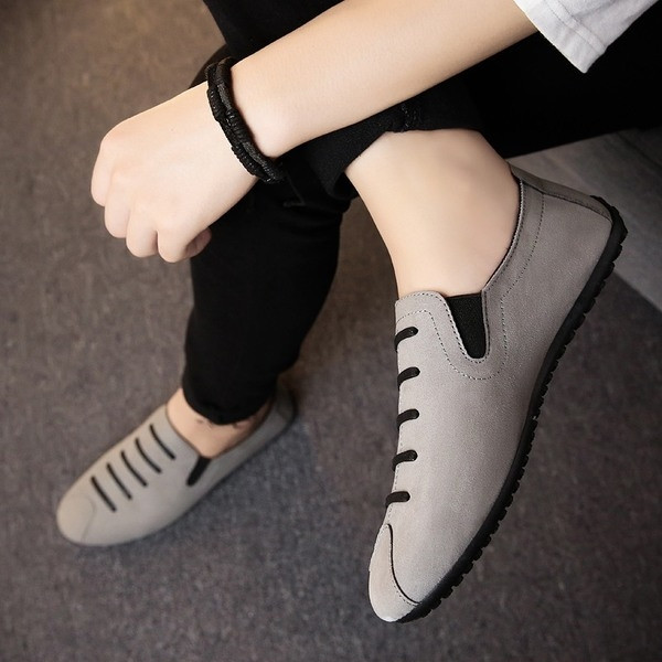 Mocasini eleganti pentru barbati din piele intoarsa ecologica cu bretele din piele in mai multe culori