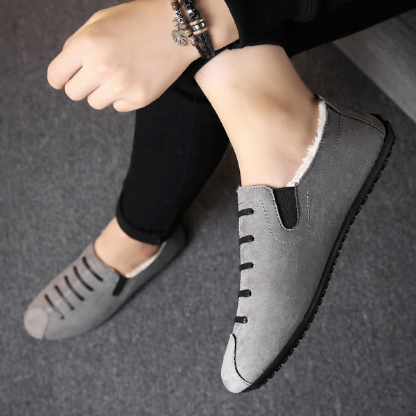 Mocasini eleganti pentru barbati din piele intoarsa ecologica cu bretele din piele in mai multe culori