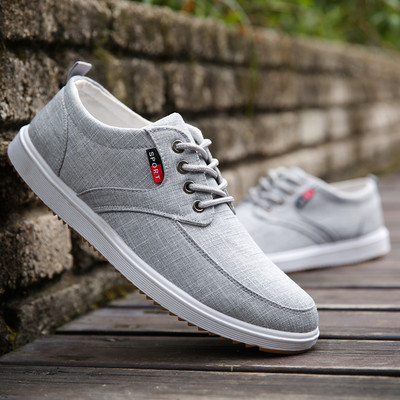 Pantofi casual pentru bărbați cu inscripție în diferite culori și modele