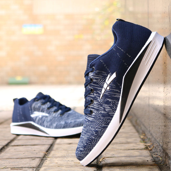 Adidași de vară pentru bărbați în mai multe culori potriviti pentru utilizarea de zi cu zi