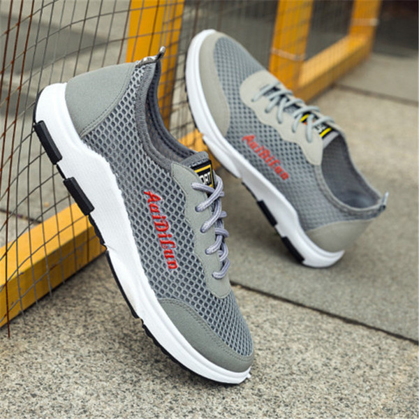 Adidasi de vara barbatesti cu sireturi si inscriptie in mai multe culori