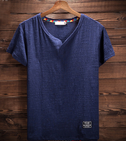 Tricou uni pentru bărbați cu decolteu în V și motiv colorat