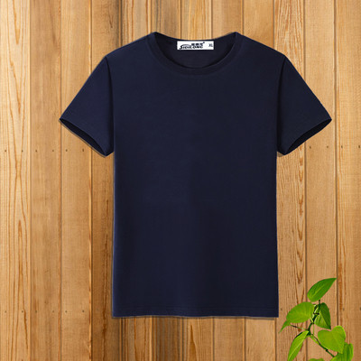 Aktuális férfi pólók különböző mintákkal, mindennapi használatra