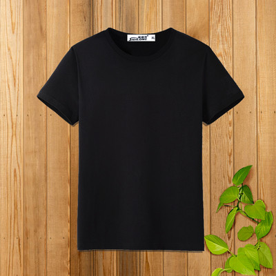 Aktuális férfi pólók különböző mintákkal, mindennapi használatra