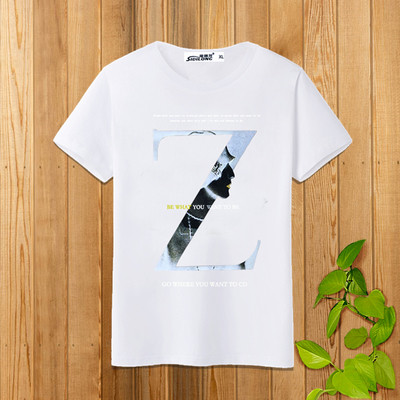 Aktuális férfi pólók különböző mintákkal, mindennapi használatra