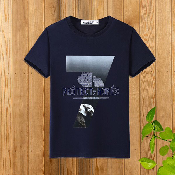 Aktuális férfi pólók különböző mintákkal, mindennapi használatra