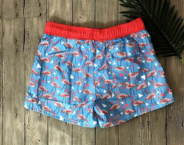 Costum de baie modern pentru bărbați în albastru cu imprimeu