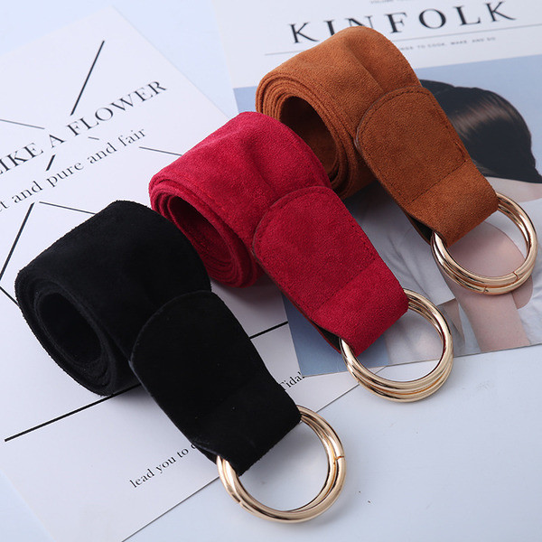 Cureaua de dama din piele intoarsa in trei culori