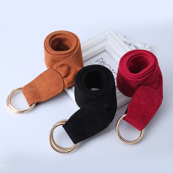 Cureaua de dama din piele intoarsa in trei culori