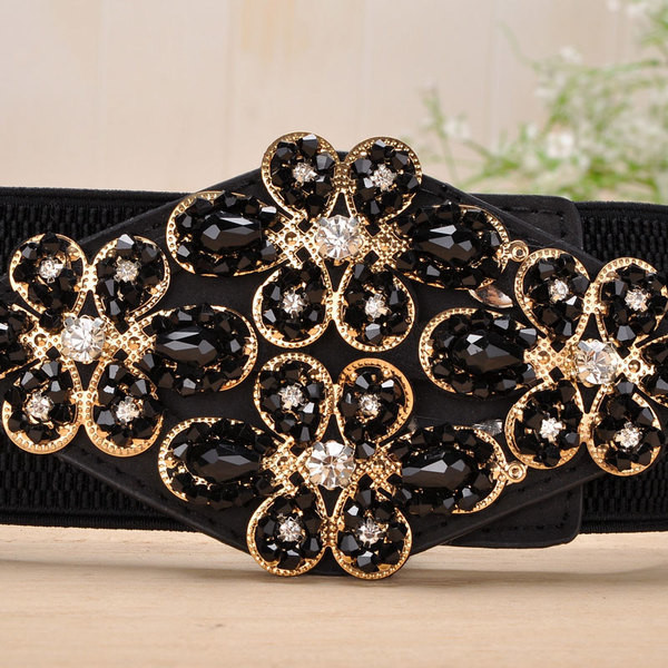 Γυναικεία κομψή ζώνη με πόρπη με διακοσμητικές πέτρες