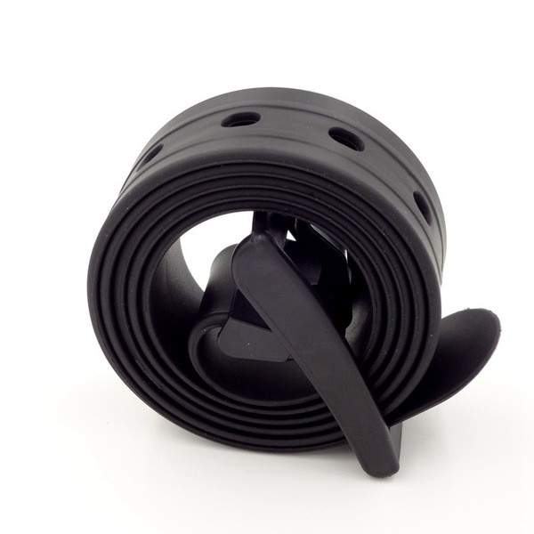 Curea de cauciuc cu cataramă din plastic în diferite culori potrivite