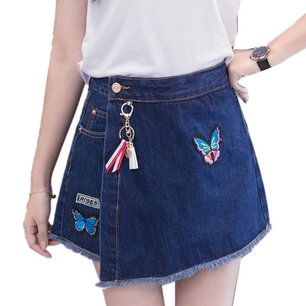 Fusta blugi de dama scurta cu talie inalta, decorata cu imprimeuri mici