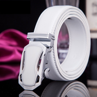 Elegant belt in black and white with metal buckle suitable for men and women