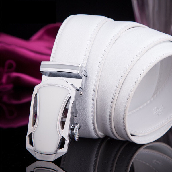 Elegáns fekete-fehér öv, fém csattal, férfiaknak és nőknek egyaránt