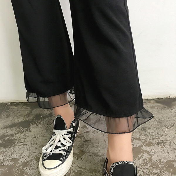 Pantaloni eleganti de dama cu talie inalta si dantela neagra