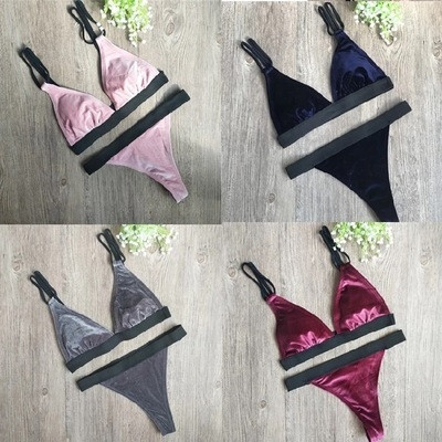 Costum de baie modern pentru femei în diferite culori de catifea