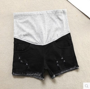 Къси дамски дънкови панталони с разкъсани мотиви в различни цветове