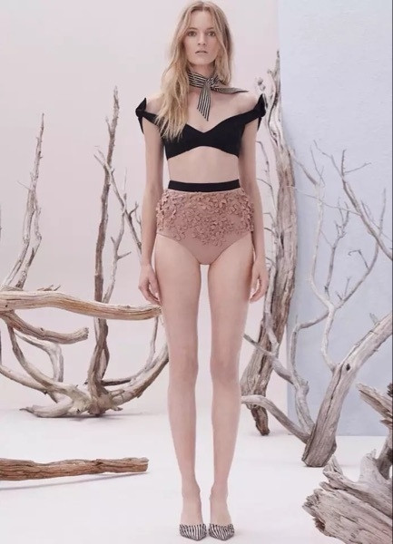 Costum de baie elegant de damă în două părți - bikini cu talie înaltă cu motive florale