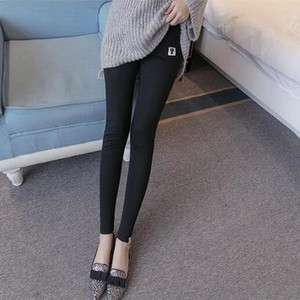 Női leggings többféle modellben és többféle színben, elasztikus derékkal