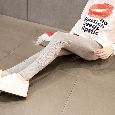 Γυναικείο κολάν  σε διάφορα χρώματα με δαντέλα σε φυτικά μοτίβα