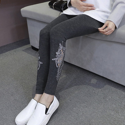 Γυναικείο κολάν  σε διάφορα χρώματα με δαντέλα σε φυτικά μοτίβα