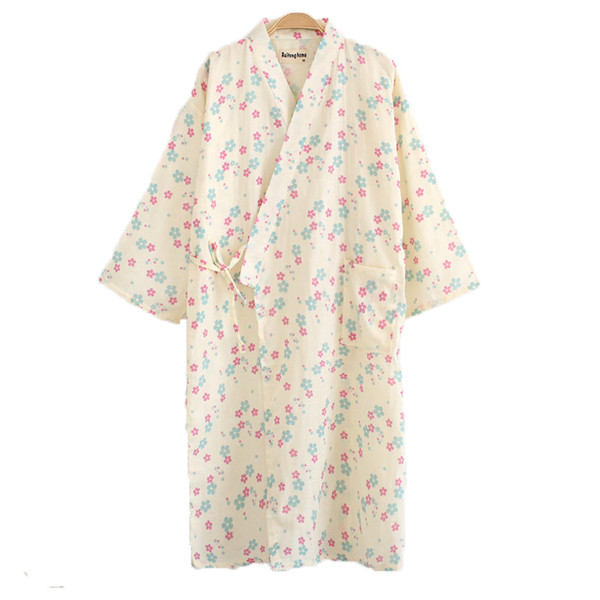 Тънък асиметричен халат за дамите с флорални мотиви и цветни анимации