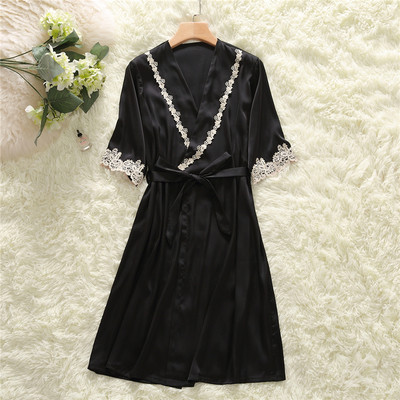 Σέξυ σατέν φόρεμα με δαντέλα σε δύο σχέδια - κοντά και μακριά μανίκια