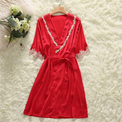 Σέξυ σατέν φόρεμα με δαντέλα σε δύο σχέδια - κοντά και μακριά μανίκια