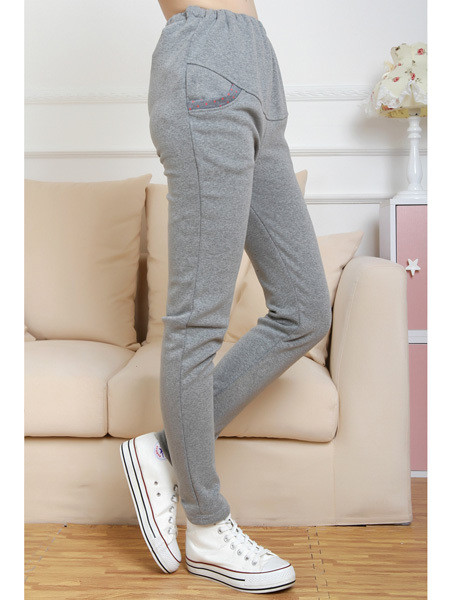 Női alkalmi nadrág zsebekkel terhes nők számára