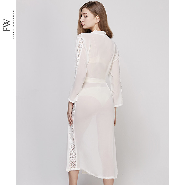 Дълъг шифонен халат за дамите с декорация дантела в три цвята-бял, шампанско и черен 