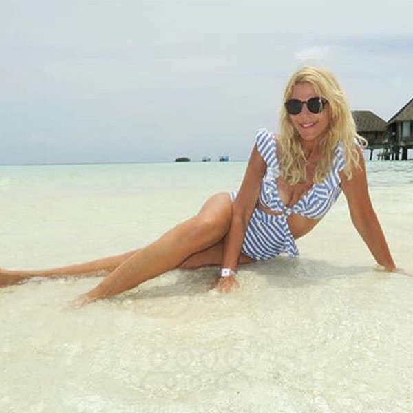 2018! Nou Costum de baie de damă în două părți cu dungi cu volane