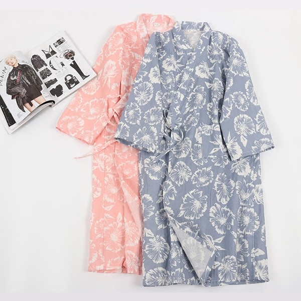 Halat de baie asimetric de dama in albastru si roz cu motive florale