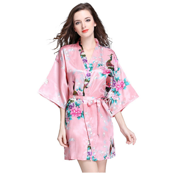 Σύντομο γυναικείο μπουρνούζι με floral μοτίβα σε διαφορετικά χρώματα