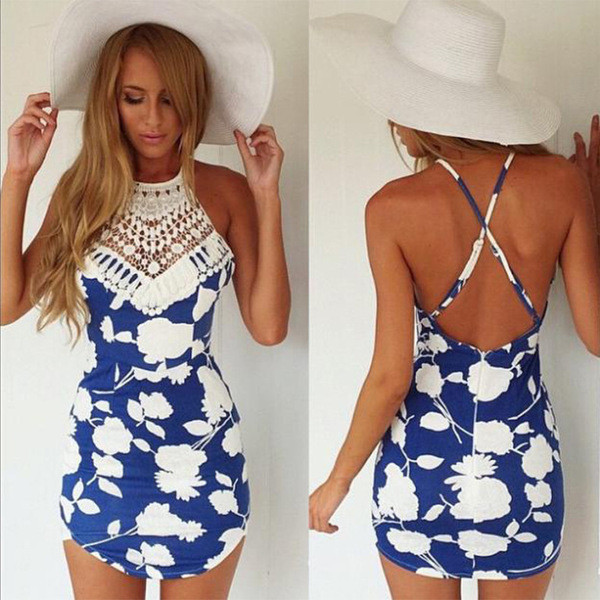 Rochie scurta de vara de dama cu broderie si spate deschis cu cravate in cruce in motive florale