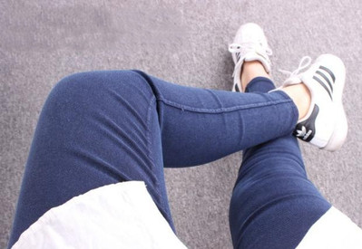 Női elasztikus leggings típusú farmernadrág két modellben - foltokkal / folt nélkül