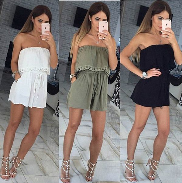 Rochie scurta de dama cu umerii deschisi cu talie elastica si dantela