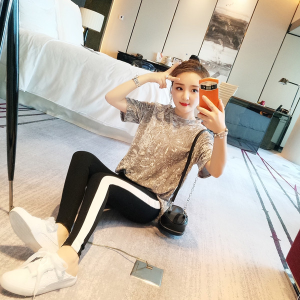 Jambiere de damă actuale cu margine albă groasă, potrivite pentru utilizarea de zi cu zi