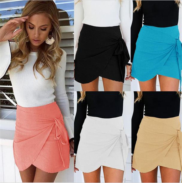 γυναικεία κοντή φούστα σε διάφορα χρώματα με πλαϊνή κορδέλα