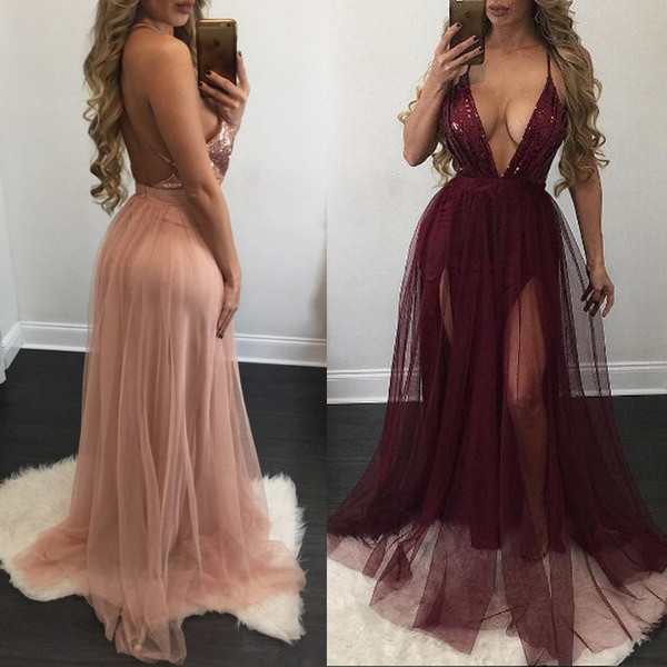 Rochie elegantă de damă, cu decolteu în V adânc și fante laterală