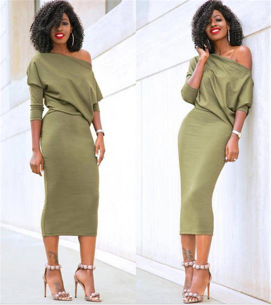 Дамска рокля с паднало рамо и 3/4 ръкав