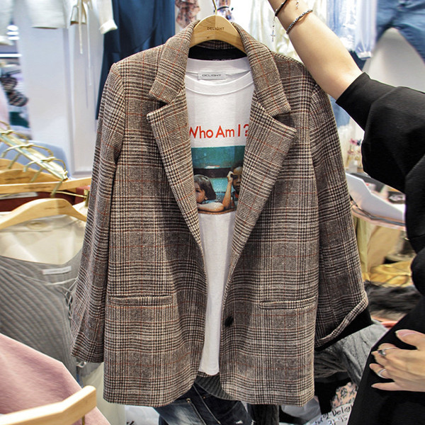 Geaca de dama eleganta in stil liber cu buzunare