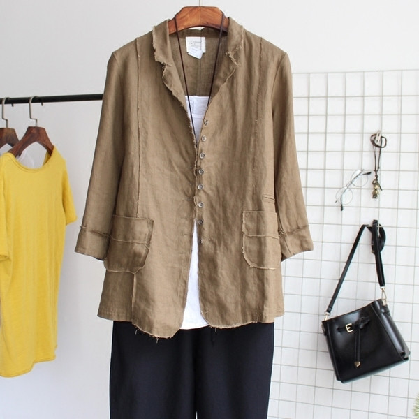 Geaca casual dama lunga cu maneci 3/4 cu buzunare si nasturi in doua culori