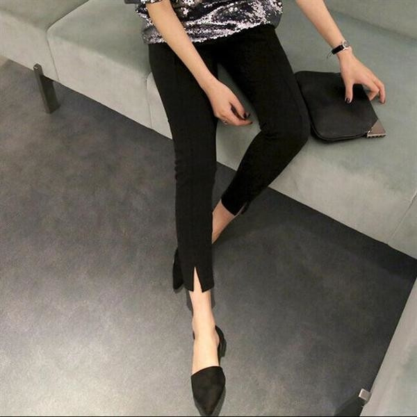 Jambiere de damă modernă cu margine decorativă și fante în negru