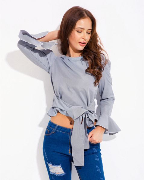 Αθλητική-κομψή γυναικεία μπλούζα με κορδέλα και βελούδινα μανίκια